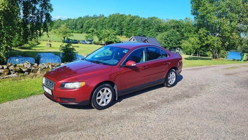 Röd Begagnad 2007 Volvo S80 Kinetic Sedan | 56 000 kr (Marknadspris) - Bild 1/3