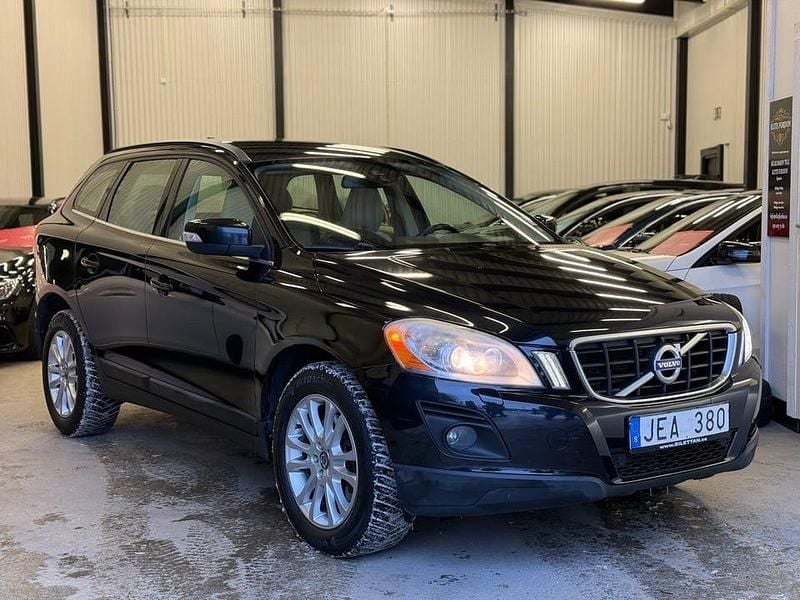 Svart Begagnad 2009 Volvo XC60 Momentum SUV | 69 400 kr (Marknadspris) - Bild 1/4
