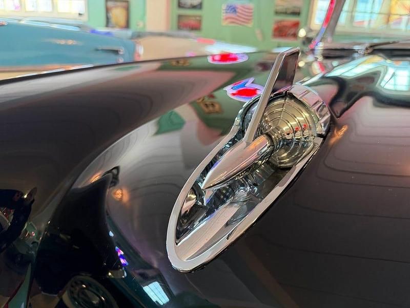 Begagnad Chevrolet Bel Air 220 HK (161 kW) 1957 Svart Cab