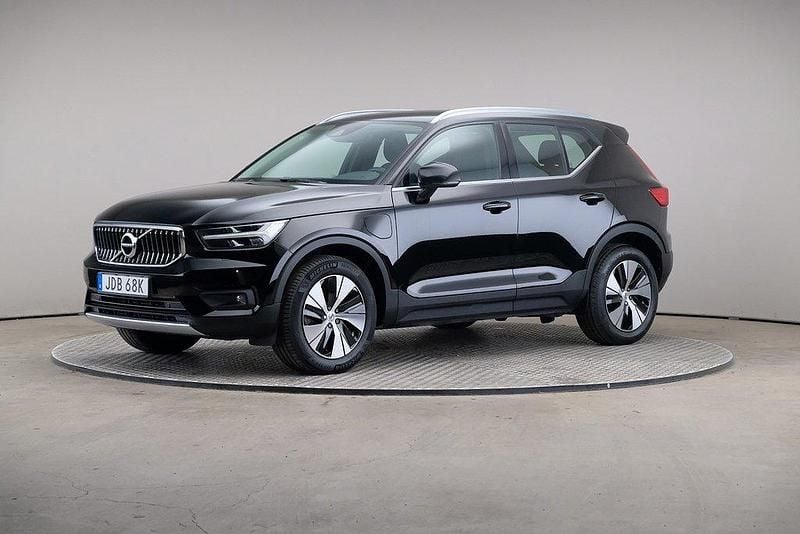 Svart Begagnad 2021 Volvo XC40 Inscription SUV | 315 000 kr (Marknadspris) - Bild 1/4