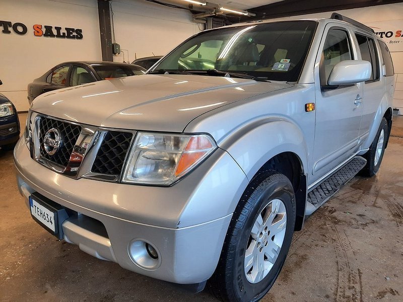 Såld Nissan Pathfinder 4.0 V6 Auto., begagnad 2005, 9 000