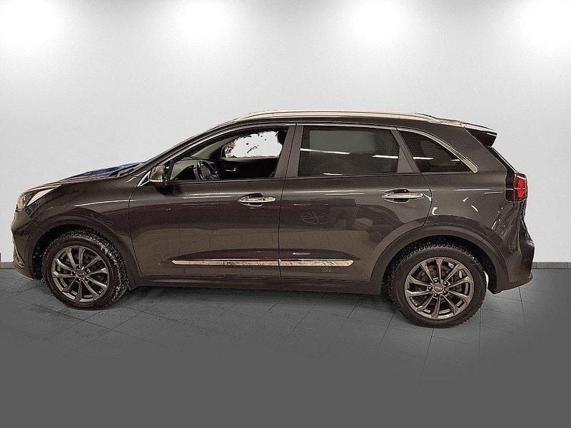 Begagnad Kia e-Niro Advance 150 kW (204 HK) 2021 Grå SUV