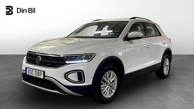 Vit Begagnad 2022 VW T-Roc Life SUV | 209 900 kr (Marknadspris) - Bild 1/4