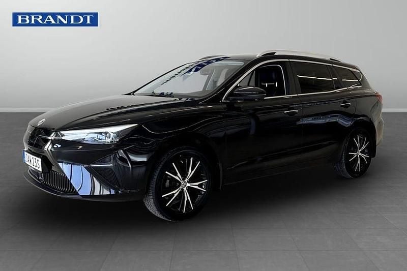 Begagnad MG MG5 EV Luxury 132 kW (180 HK) 2022 Svart Kombi