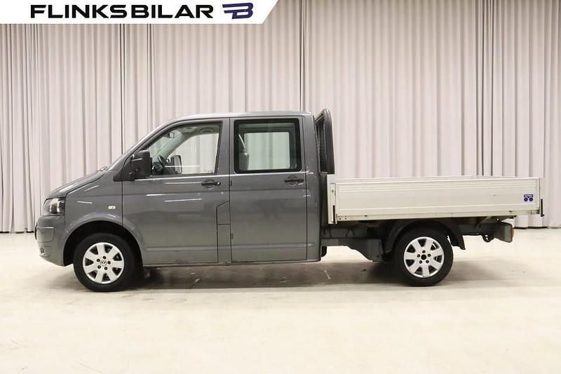 Indiumgrå metallic Begagnad 2012 VW T5 Van | 99 875 kr (Marknadspris) - Bild 1/4