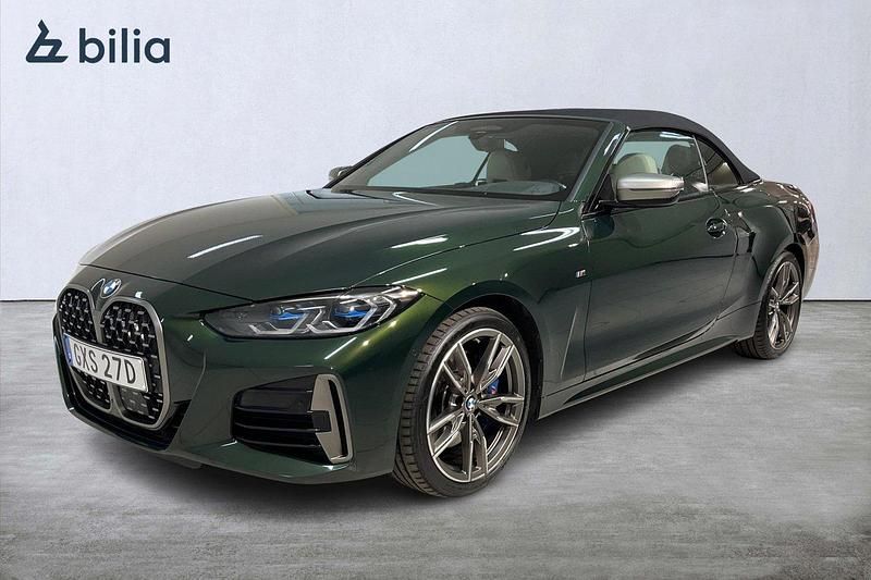 Grön Begagnad 2022 BMW M440 M Sport Sedan | 629 800 kr (Marknadspris) - Bild 1/4