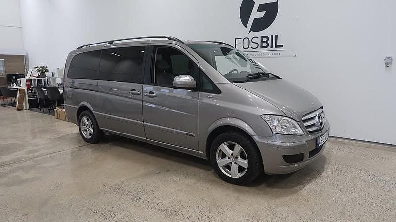 Silver Begagnad 2013 Mercedes Viano Minibuss | 199 900 kr (Marknadspris) - Bild 1/3