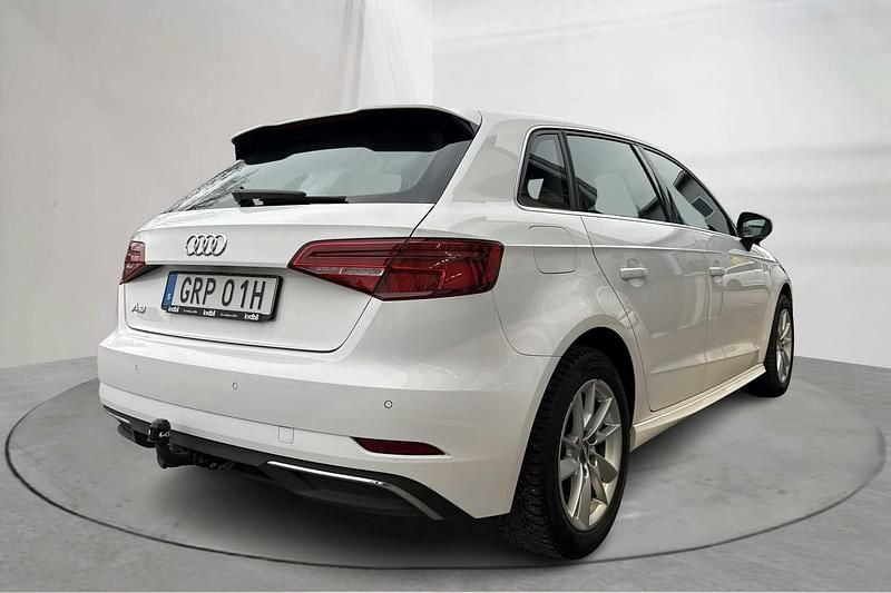 Begagnad Audi A3 Proline 204 HK (150 kW) 2020 Vit Sedan