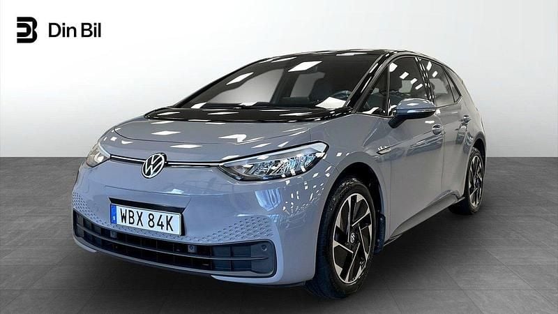 Grå Begagnad 2022 VW ID.3 Pro Performance Halvkombi | 269 800 kr (Marknadspris) - Bild 1/4