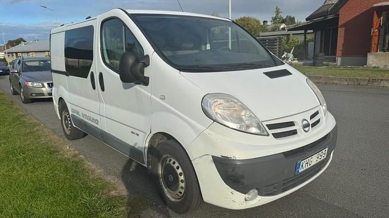 Begagnad Nissan Primastar 114 HK (83 kW) 2013 Minibuss