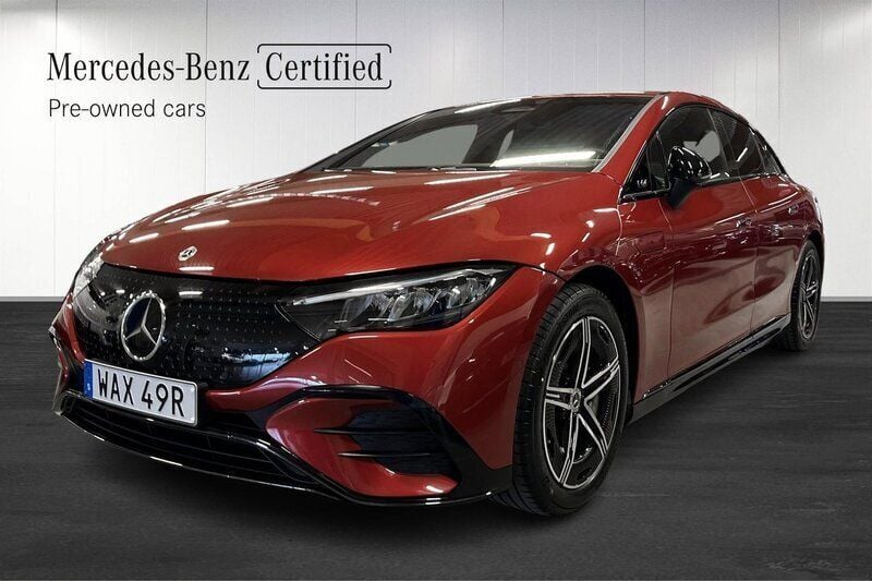 Rödmetallic Begagnad 2023 Mercedes EQE350 Advanced Plus Sedan | 595 000 kr (Marknadspris) - Bild 1/4