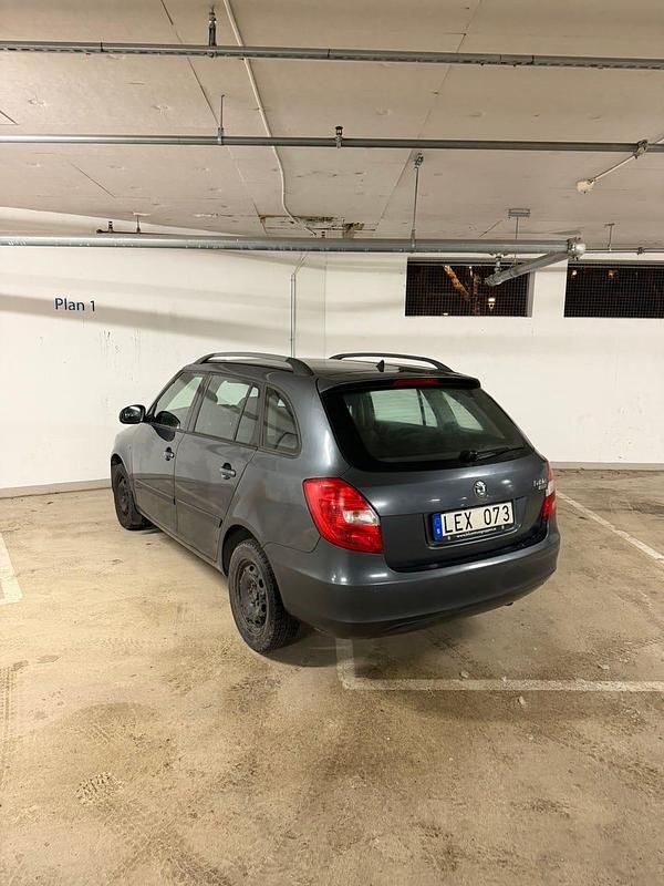 Begagnad Skoda Fabia 69 HK (50 kW) 2012 Kombi