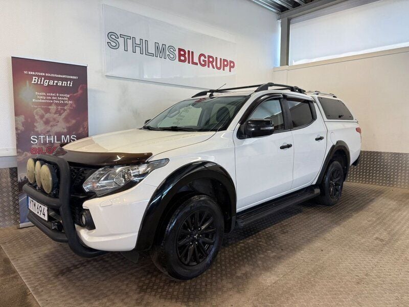 Vit Begagnad 2019 Mitsubishi L200 Pickup | 319 900 kr (Dyr) - Bild 1/4