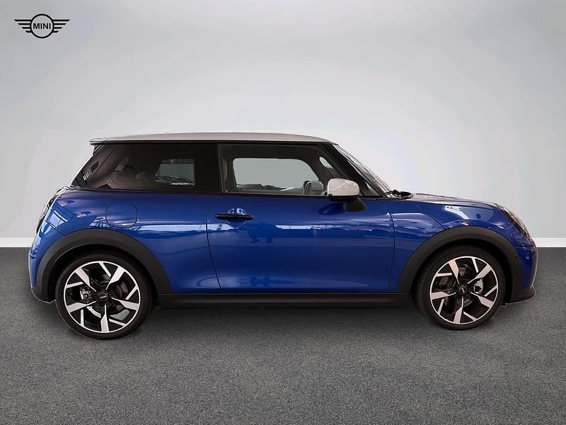 Begagnad Mini Cooper S 207 HK (152 kW) 2024 Blå Halvkombi