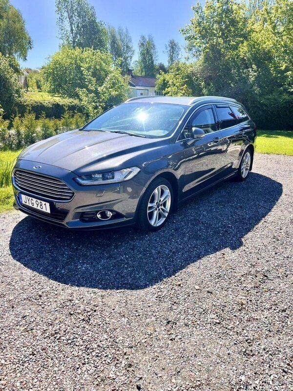 Grå Begagnad 2016 Ford Mondeo Business Edition Kombi | 115 000 kr (Superpris) - Bild 1/4
