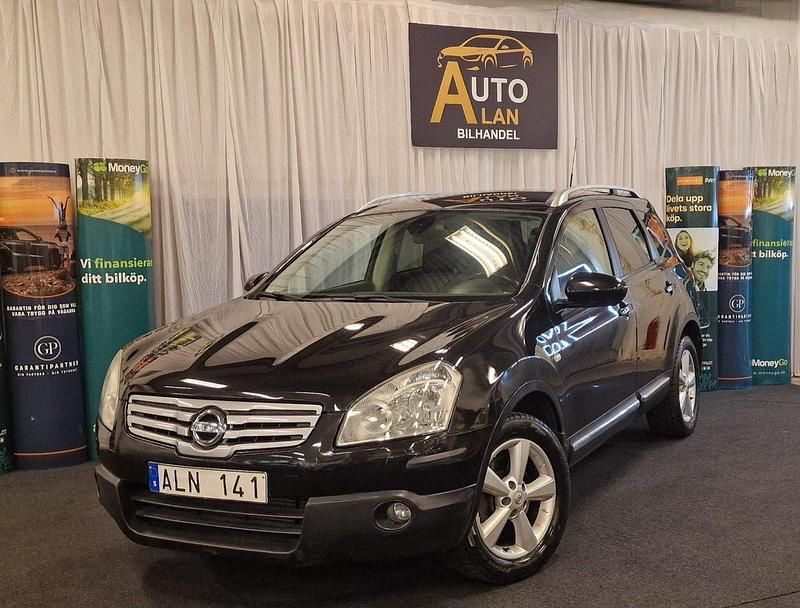 Svart Begagnad 2009 Nissan Qashqai +2 SUV | 68 900 kr (Bra pris) - Bild 1/4