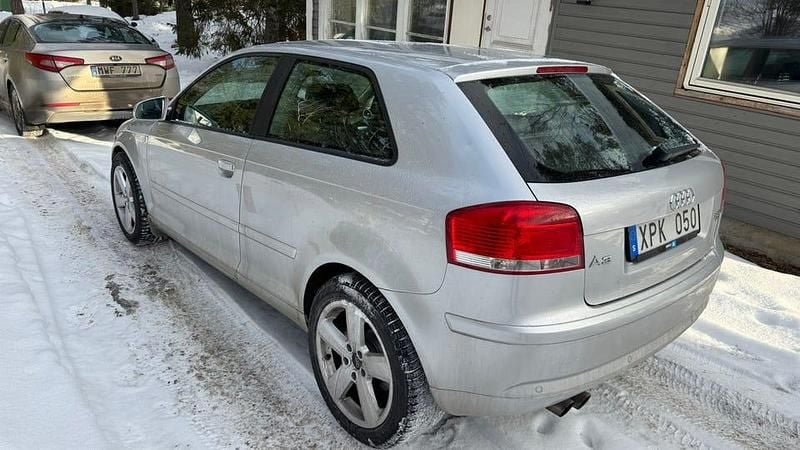 Begagnad Audi A3 200 HK (147 kW) 2006 Halvkombi