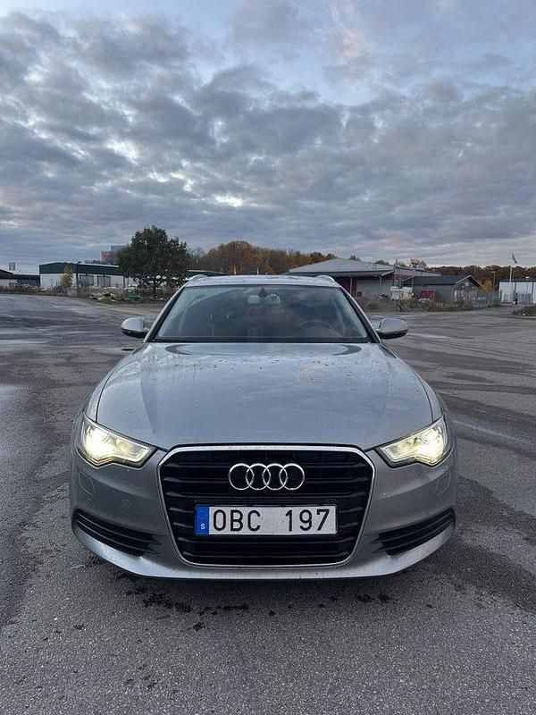 Grå Begagnad 2014 Audi A6 Proline Kombi | 110 000 kr (Lite dyr) - Bild 1/4