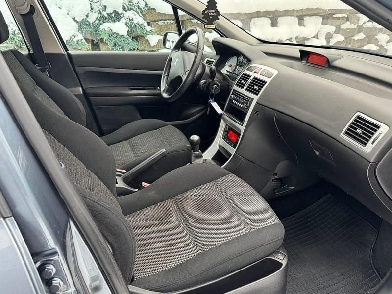 Begagnad Peugeot 307 109 HK (80 kW) 2007 Grå Halvkombi