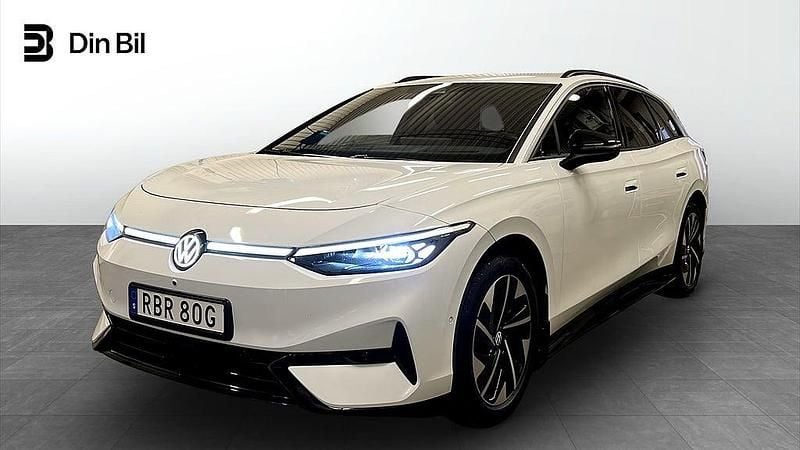 Vit Begagnad 2024 VW ID.7 Pro Kombi | 529 900 kr (Lite dyr) - Bild 1/4