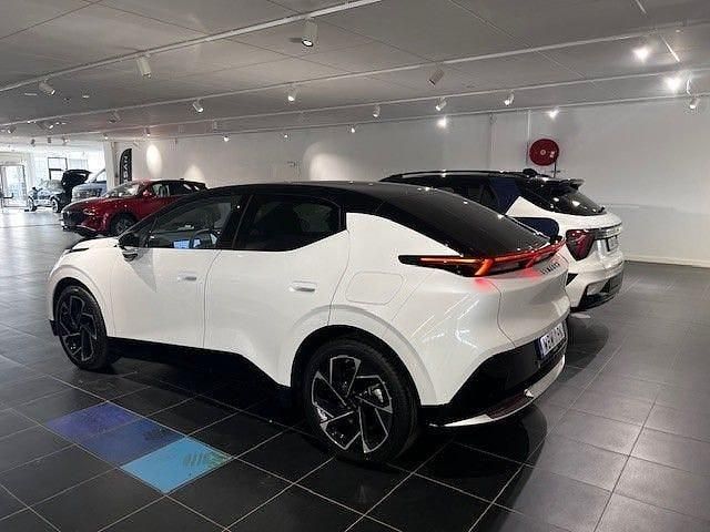 Ny Lynk & Co 02 11 kW (15 HK) 2025 SUV