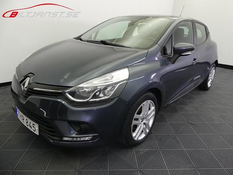 Grå Begagnad 2018 Renault Clio IV Halvkombi | 109 900 kr (Bra pris) - Bild 1/4