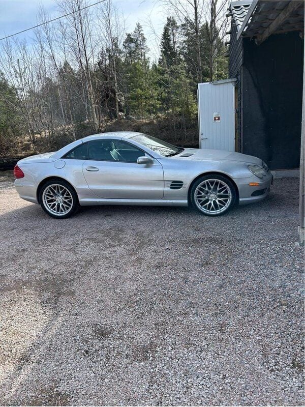 Silver Begagnad 2004 Mercedes SL500 Cab | 170 000 kr (Marknadspris) - Bild 1/2