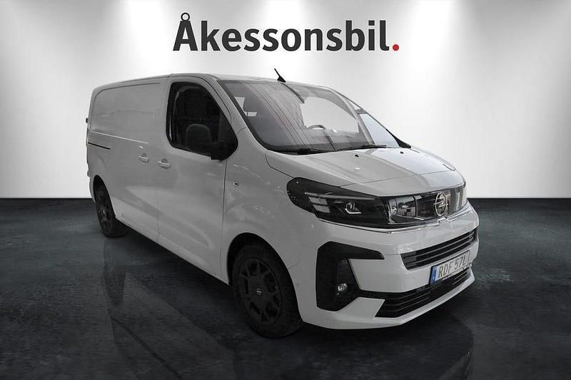 Vit kaolin Ny 2025 Opel Vivaro Elite Van | 513 185 kr (Marknadspris) - Bild 1/4