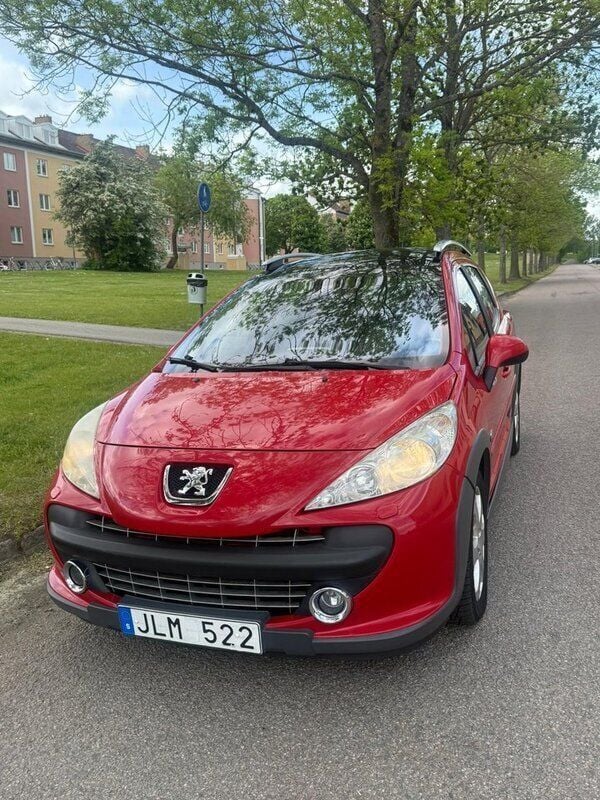 Röd Begagnad 2008 Peugeot 207 Sport Kombi | 38 000 kr (Dyr) - Bild 1/4