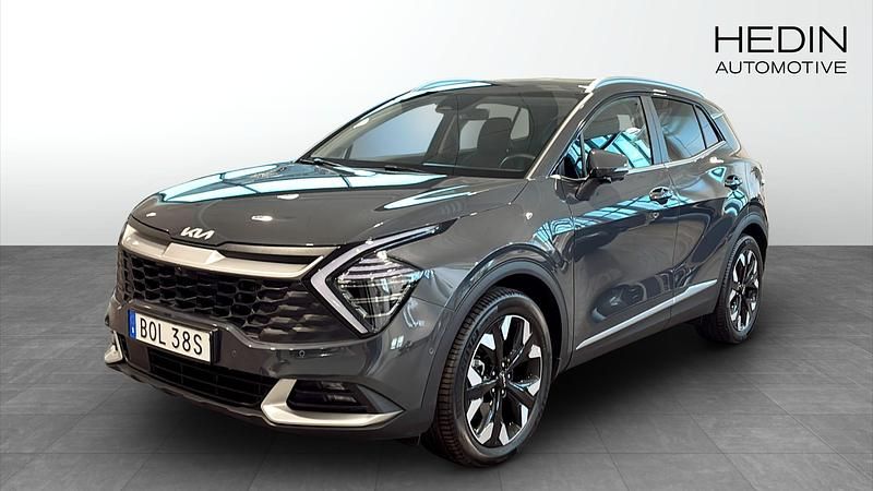 Grå (grey) Begagnad 2023 Kia Sportage Advance SUV | 414 900 kr (Marknadspris) - Bild 1/4