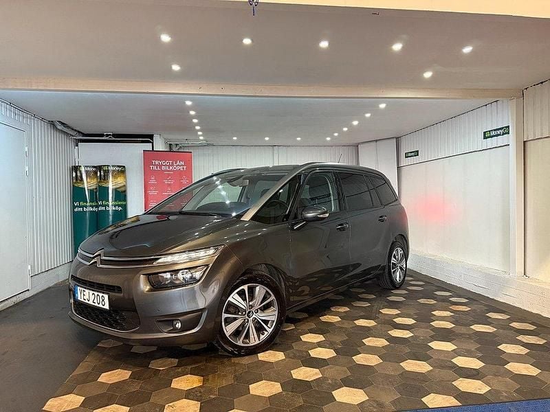 Grå Begagnad 2016 Citroën Grand C4 Picasso Minibuss | 89 999 kr (Bra pris) - Bild 1/4