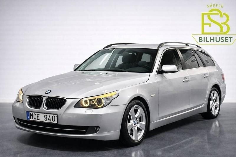 Begagnad BMW 525 197 HK (144 kW) 2009 Grå Kombi