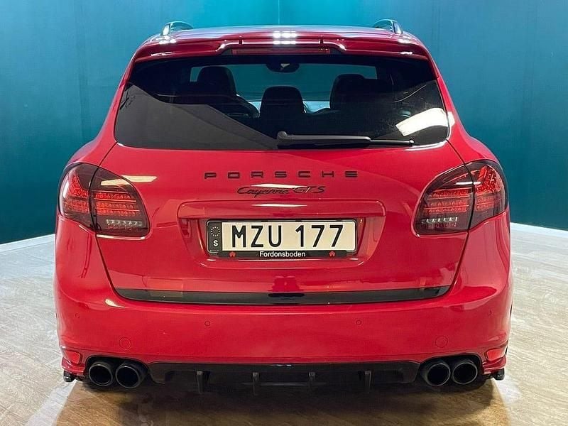 Begagnad Porsche Cayenne GTS 420 HK (308 kW) 2012 Röd SUV