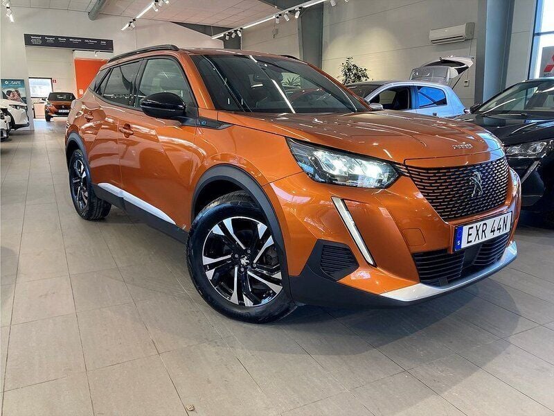 Orange Begagnad 2022 Peugeot e-2008 Allure SUV | 204 900 kr (Marknadspris) - Bild 1/4