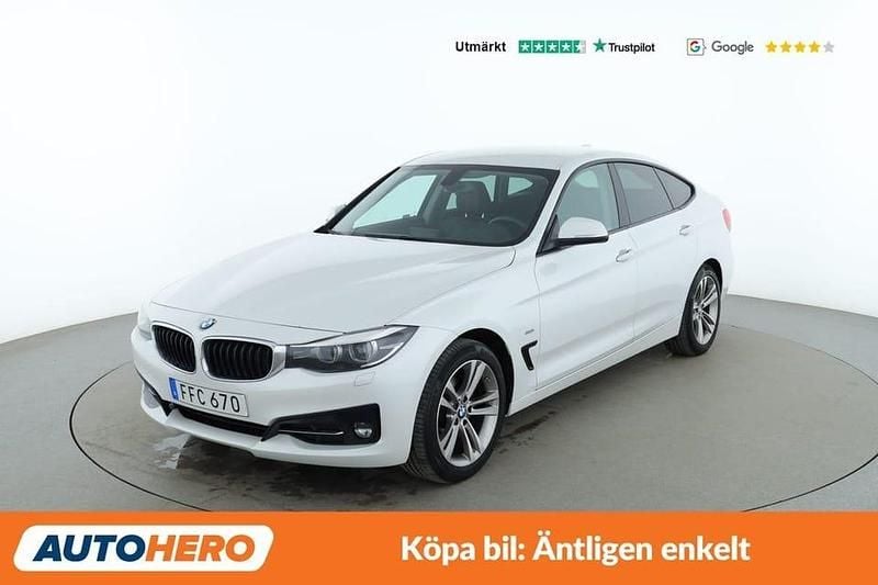 Vit Begagnad 2017 BMW 320 Gran Turismo Sport Line Halvkombi | 199 000 kr (Bra pris) - Bild 1/4
