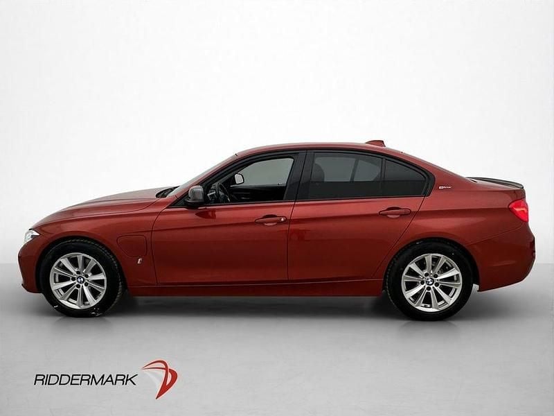 Begagnad BMW 330 Sport Line 252 HK (185 kW) 2018 Orange Sedan