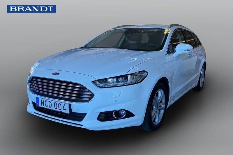 Vit Begagnad 2018 Ford Mondeo Kombi | 172 900 kr (Marknadspris) - Bild 1/4