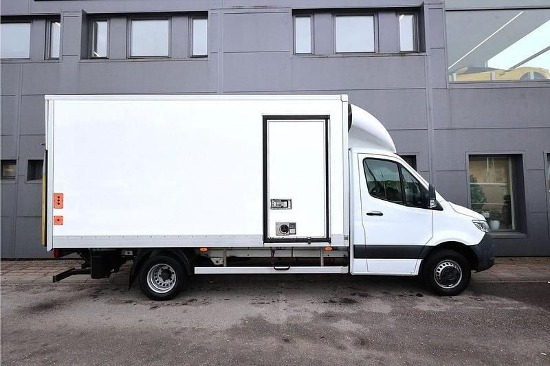 Begagnad Mercedes Sprinter 164 HK (120 kW) 2021 Blå Van