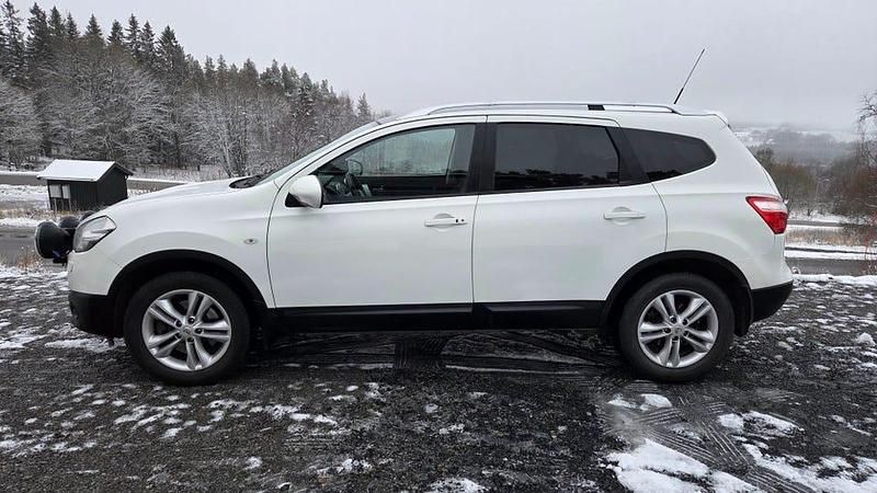 Begagnad 2013 Nissan Qashqai +2 SUV | 48 000 kr (Marknadspris) - Bild 1/4