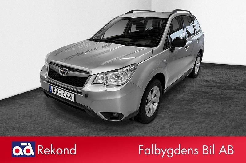 Silver Begagnad 2015 Subaru Forester SUV | 68 000 kr (Dyr) - Bild 1/4