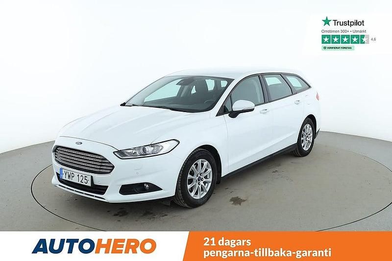 Vit Begagnad 2017 Ford Mondeo Trend Kombi | 164 000 kr (Marknadspris) - Bild 1/4