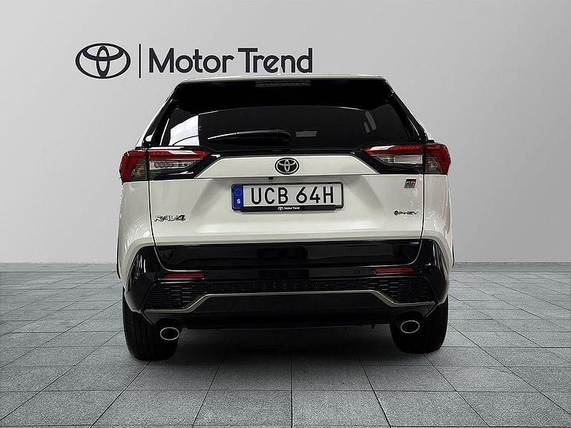 Begagnad Toyota RAV4 Hybrid Sport 185 HK (136 kW) 2025 Vit SUV