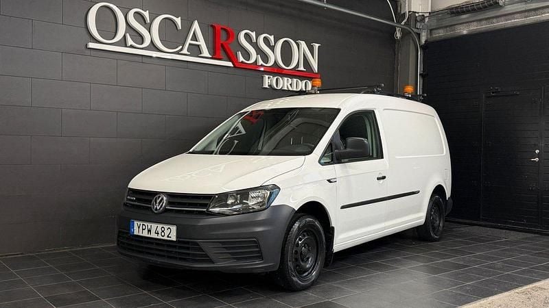 Vit Begagnad 2019 VW Caddy Maxi Minibuss | 139 900 kr (Superpris) - Bild 1/4