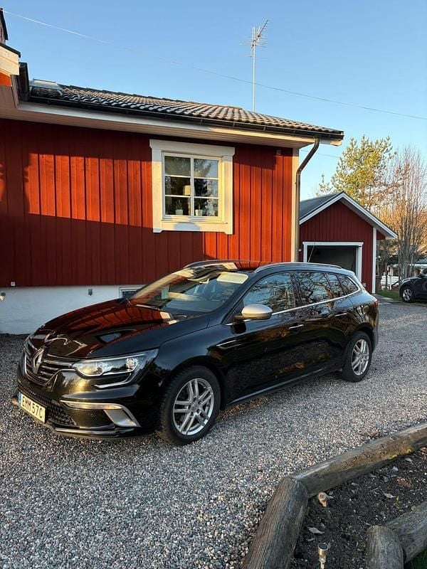Begagnad 2020 Renault Mégane GrandTour Kombi | 155 000 kr (Bra pris) - Bild 1/4