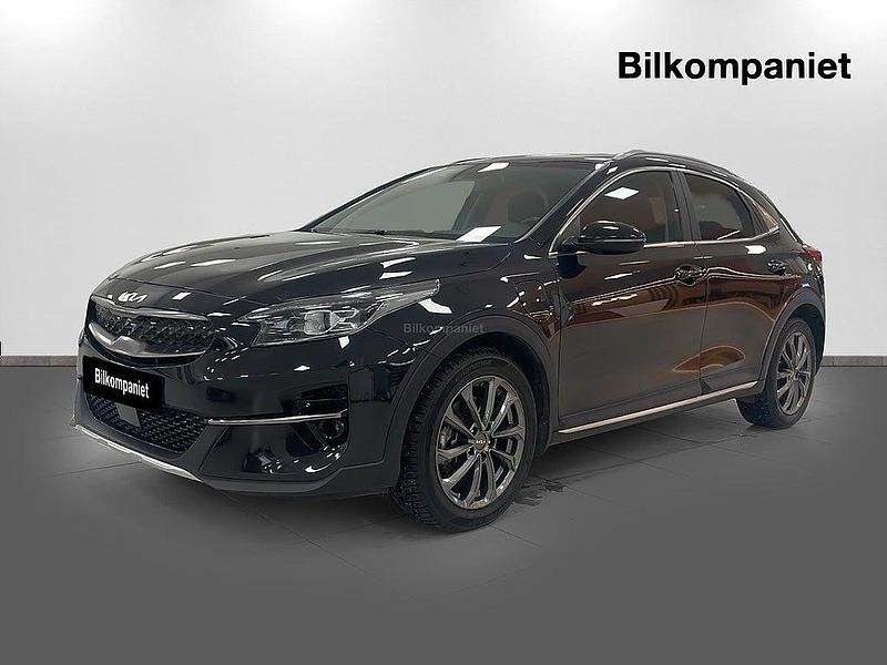 Svart Begagnad 2022 Kia XCeed Advance SUV | 239 800 kr (Bra pris) - Bild 1/4