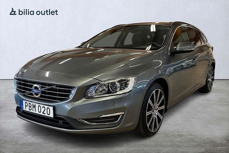 Grå Begagnad 2017 Volvo V60 Business Edition Kombi | 154 900 kr (Marknadspris) - Bild 1/3