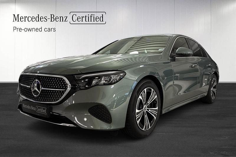 Begagnad Mercedes E220 Avantgarde 197 HK (144 kW) 2024 Grön Sedan