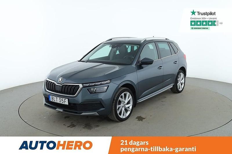 Grå Begagnad 2021 Skoda Kamiq Style SUV | 219 000 kr (Marknadspris) - Bild 1/4