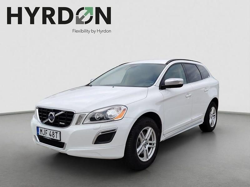 Vit Begagnad 2011 Volvo XC60 R-Design Kinetic SUV | 109 000 kr (Superpris) - Bild 1/4