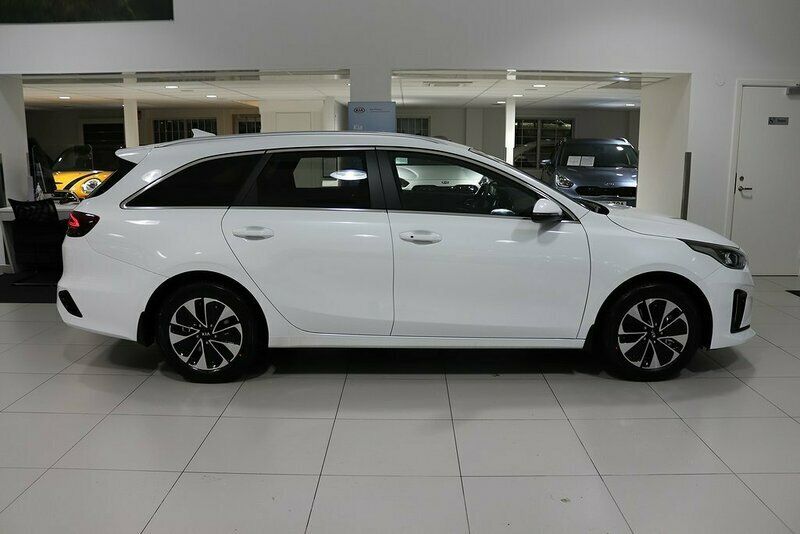 Begagnad Kia Ceed Sportswagon Advance 141 HK (103 kW) 2020 Vit Kombi